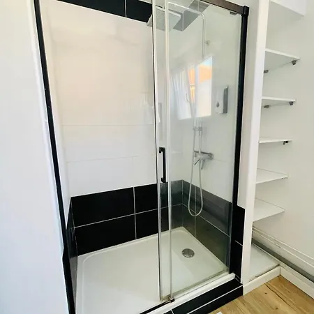 Apartment Grand T2 Au Rdc Hyper Centre Navette Et Sauna En Option Beauvais